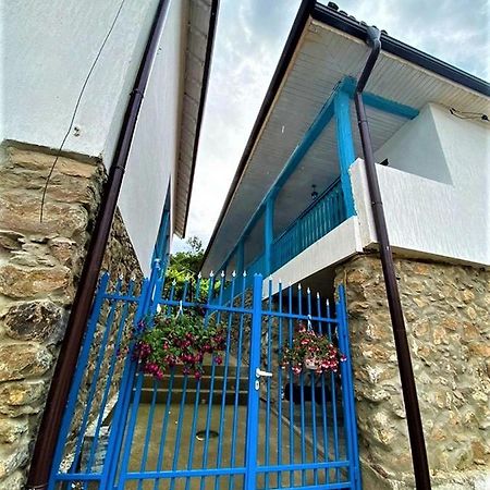 Цяла Ваканционна Къща- Florina Houses Goranovtsi Ngoại thất bức ảnh